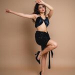 Avneet Kaur Instagram - Go wild for a while.🖤 Wearing- @the_details_matter_ 📸- @assd_khan
