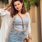 Avneet Kaur Instagram – I love who I’ve been,
But I really love who I’m becoming.🤍💙✨
Styling : @akansha.27 @tiara_gal
Outfit : @twirl_around_world
Assisted : @houseofcreativity._ @akritipeerless
📸- @krupalakhanii.16 Mumbai, Maharashtra