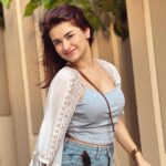 Avneet Kaur Instagram – I love who I’ve been,
But I really love who I’m becoming.🤍💙✨
Styling : @akansha.27 @tiara_gal
Outfit : @twirl_around_world
Assisted : @houseofcreativity._ @akritipeerless
📸- @krupalakhanii.16 Mumbai, Maharashtra