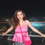 Avneet Kaur Instagram - I throw wishes into the night and wait for the stars to catch them.✨💕 Wearing- @diamondlady.in 📸- @krupalakhanii.16 Mumbai, Maharashtra