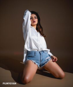 Avneet Kaur Instagram - A view for sure 🤍