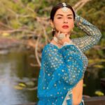 Avneet Kaur Instagram - Mere yaara.💙💫 Styling - @tiara_gal @akansha.27 Outfit - @yeh_lehenga_nahi_mehenga Assisted - @ishikapunamiya @style_by_ruchi Choker & Earings - @sheqe_by_triptikohli Mangtika - @indianjewellery999 Ring - @indianjewellery999 📸- @gauravarora08 The Leela Goa