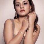 Avneet Kaur Instagram - Closer….💋 MUA- me 💁🏻‍♀️