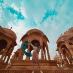 Avneet Kaur Instagram - H I S T O R Y 💙 #jaisalmer #throwback 📸- @sonianandra Bada Bagh