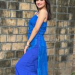 Avneet Kaur Instagram - Dum dara dum dara mast mast playing in the background 🎵💙 Wearing- @garvili Mumbai, Maharashtra