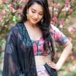 Bhanu Sri Mehra Instagram - 💗❤ Outfit:@mudradesigninghome PC @aicatch_films @saicharanthejareddyphotography . Makeup @fixmestudios7 @jennieangelinaa #traditional #love #actor #telugupilla #hybrid #pilla #bhanusree🔥❤️ #biggboss2 #anchor