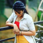 Bhanu Sri Mehra Instagram - Trust what you feel, not what you hear🦢❤ #happy #weekend #enjoy #sundayfunday #bhanusree🔥❤️