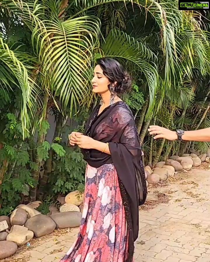 Bhanu Sri Mehra Instagram - Jaati ratnalu 😉 Outfit:@mudradesigninghome @pandu_official #fun #shoottime #timepass # #bhanusree🔥❤️