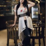 Bhanu Sri Mehra Instagram - 🦢🌹 . . . . Pic:@they_call_me_keshu Makeup:@maskmakeupartist . . #hotonbeauty #actor #telugupilla #biggboss2 #hybrid #pilla #bhanusree🔥❤️ #anchor #love #work #love