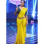 Bhanu Sri Mehra Instagram - 💛✨️🔱 @pretty.jewelbox @varuni_couture #yellow #love #bhanusree🔥❤️ #hybridpilla #instagram #instagramlove