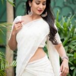 Bhanu Sri Mehra Instagram - Biggboss reunion Outfit:@@myriti Pc:@saicharanthejareddyphotography Outfit by:@myriti #newclick #biggboss #reunion #bhanusree #biggbosstelugu2 #bhanusree🔥❤️