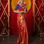 Bhanu Sri Mehra Instagram - Love traditional 💕 . . Photography @rj_weddingfilms MUA @ramesh_makeupstudio Jewelry @mangatrai_hitechcity Outfit @brandmandir Decor @rrreventspro styled by @mounika_vallabhaneni921 #bhanusree #rjweddingfilms #candidphotography #southindianbride #bridesofindia #bride #bridetobe #bridemakeup #pellikuthuruoutfit #pasupufunction #bridelook #brideinspiration