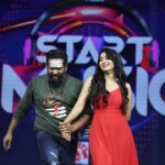 Bhanu Sri Mehra Instagram - Tomorrow 12pm on @starmaa don't miss it guys have fun @vishwa_raghu_choreographer @aneemaster @baba_bhaskar_bigboss_official #starmusic #maatv #bhanusree #bhanusree🔥❤️
