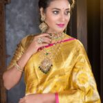 Bhanu Sri Mehra Instagram - 💛 Saree:@mugdhaartstudio styling: @workofelan Jewellery: @amarsonsjewellery MUAH: @maskmakeupartist Clicked by : @koolsoumo . . . #sareelove #traditional #pattusaree #mugdhacollection #love #bhanusree🔥❤️