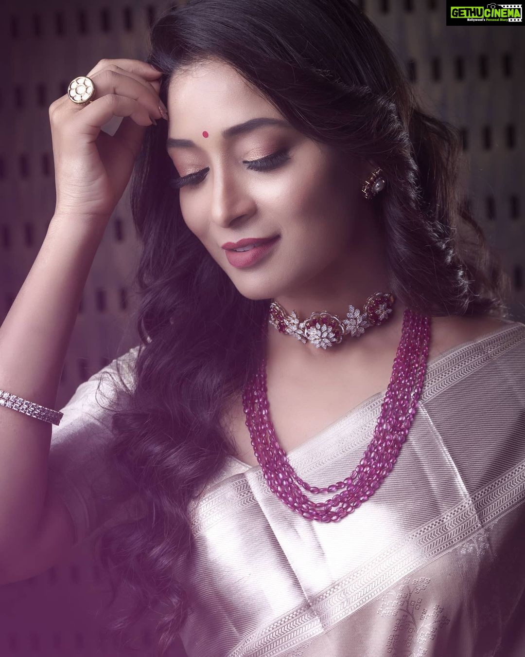 Bhanu Sri Mehra Instagram - Good morning all ❤🤍