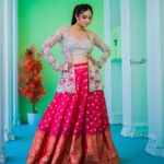 Bhanu Sri Mehra Instagram - 🔱✨️ @mudradesigninghome @verendar_photography @pretty.jewelbox @maskmakeupartist @hairstylistravi #treditional #pattu #love #happymonday #bhanusree🔥❤️ #instalove