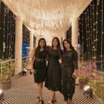 Bhanu Sri Mehra Instagram - about last night @nandini.rai #weekendvibes #weekend #saturdaynight #bhanusree🔥❤️