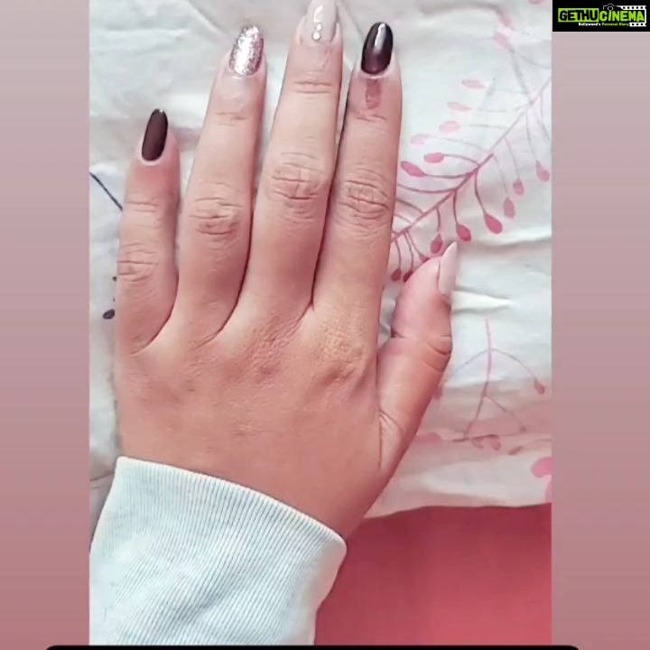 Bhanu Sri Mehra Instagram - Did you casted your vote? . . . #ghmcelections2020 #vote #hakku