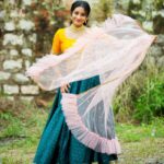 Bhanu Sri Mehra Instagram - 💛💙 Outfit:@kadhambari_studio Jewelry:@shivi_collections Pc:@poulino_pictures #halfsaree #love #bhanusree🔥❤️ #bhanurowdipilla #girl #peace #happymood #tollywoodactress #bhanusree
