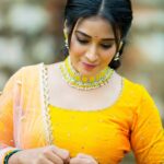 Bhanu Sri Mehra Instagram – 💛
@
Jewelry:@shivi_collections 
Outfit:@kadhambari_studio 
Pc:@poulino_pictures 
#loveyellow #pink #zeetelugu #peace #bhanusree🔥❤️ #festival #mood