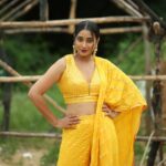 Bhanu Sri Mehra Instagram - Beautiful people are not always good but good people are always good 💛 Outfit:@mudradesigninghome Pic:@poulino_pictures #love🥰 #yellow #bhanusree #southindianactress #tollywoodactresses #peace #happy #bhanusree🔥❤️