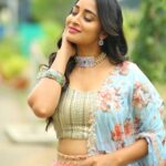 Bhanu Sri Mehra Instagram - Be as radiant as the sun 🌞 Outfit:@kadhambari_studio Pc:@poulino_pictures #indiantraditionalwear #halfsareelove #traditional #southindianactress #tollywoodactresses #bhanusree🔥❤️ #bhanusree