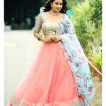 Bhanu Sri Mehra Instagram - Good morning all have a great day 😀 Outfit by:@kadhambari_studio Pc:@poulino_pictures #morning #goodvibes #peace #happymood #bhanusree🔥❤️