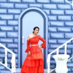 Bhanu Sri Mehra Instagram - I'am just a simple girl 👧 who loves to be herself in every part of her life and i'am a normal girl with simple heart ❤ and smarter looks 🥰 #bhanusree #peace #positivevibes #goodvibes #cool #bhanusree🔥❤️