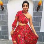 Bhanu Sri Mehra Instagram - 💃 @pretty.jewelbox @mrandmrsstudiohyd #instareels #instalove #instareel #bhanusree🔥❤️ #trending