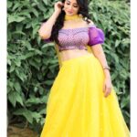 Bhanu Sri Mehra Instagram - Hello everyone happy weekend 😀 💛 Adhirindhi tomorrow on @zeetelugu at 9pm don't miss it my lovely people 🥰 PC:@they_call_me_keshu Outfit:@myriti @agasthyaarts #adhirindhi #comedy #show #havefun #navvulenavvulu