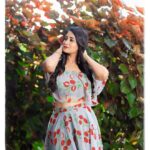 Bhanu Sri Mehra Instagram - Good morning my beautiful people 😊 PC:@they_call_me_keshu Outfit:@feathersbtq #morning #peace #bhanusree🔥❤️