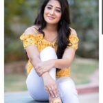 Bhanu Sri Mehra Instagram - Elegant is beauty that never fades 💛 Pc:@they_call_me_keshu Hairstyle:@makeoverbylavs #newpost #newclick #bhanusree🔥❤️ #freshlook #lookbhanu💛