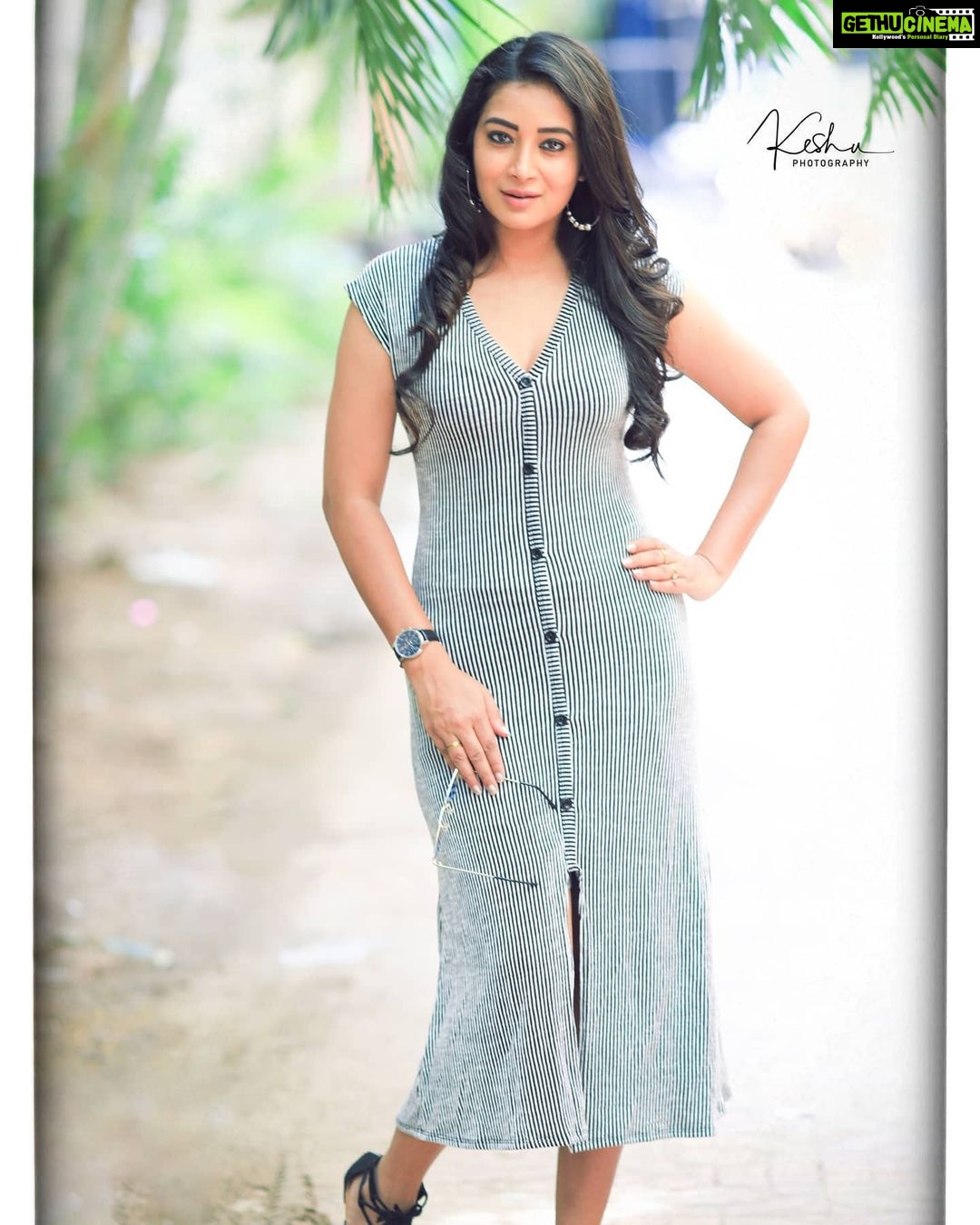 Bhanu Sri Mehra Instagram - I can't stop being awesome, it's in my blood 🐧 Pc:@they_call_me_keshu Hairstyles:@makeoverbylavs #newpost #newclick #tollywoodactress #actorlife #quarantinedays #bhanusree🔥❤️