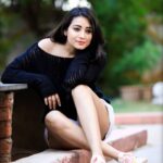 Bhanu Sri Mehra Instagram - I don't compare myself with others ,I know I'am the best in my own way🖤 Pc:@they_call_me_keshu Makeup:myself🙈 Hairstyles:@makeoverbylavs #newpost😍 #newclick #lovepics #tollywoodactress #actorlife #bhanusree🔥❤️