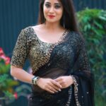 Bhanu Sri Mehra Instagram – Lots not  my attitude, it’s the way I’m✌🖤🖤
Outfit:@preesha_official 
Pc:@chavasiva
#adhirindhishow #adhirindi #zeetelugu #anchoring🎤 #happylifestyle #peaceofmind✌ #lovework #bhanugirl❤ #bhanusree🔥❤️