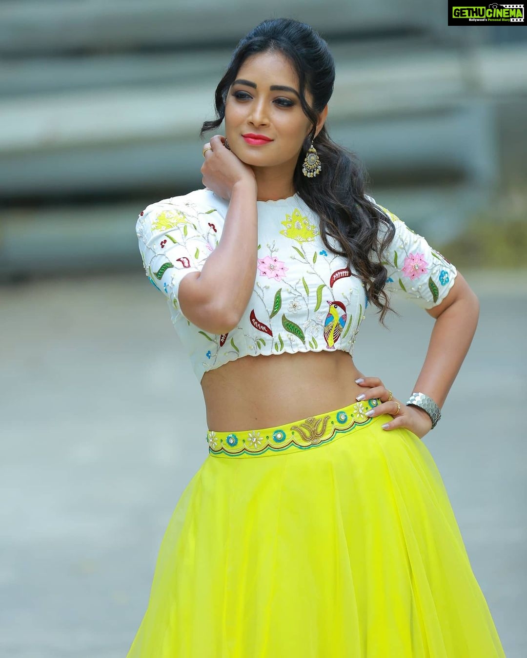 Bhanu Sri Mehra Instagram - A strong girl can travel the road of life without any company 💛💃💛 Outfit:@samathachowdari Pc:@chavasiva #tollywoodactress #cool #yellow #yellowdress #white #happyday #bhanugirl❤ #bhanusree🔥❤️