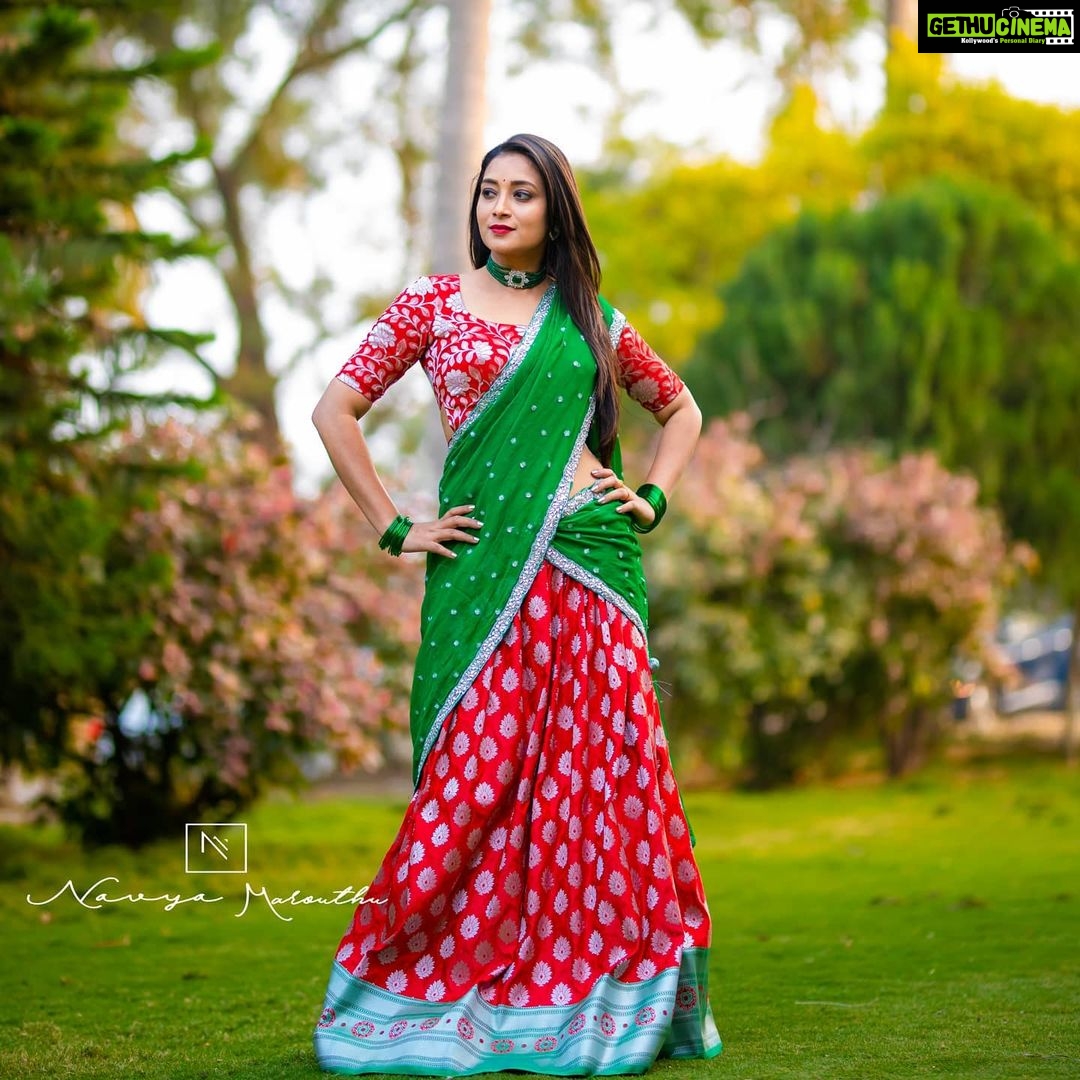 Bhanu Sri Mehra Instagram - Good morning to everyone & happy Sunday Outfit:@navya.marouthu Jewellery :@shivi_collections Pic:@rollingcaptures #sundays #sundayfunday #weekendvibes #bhanusree🔥❤️