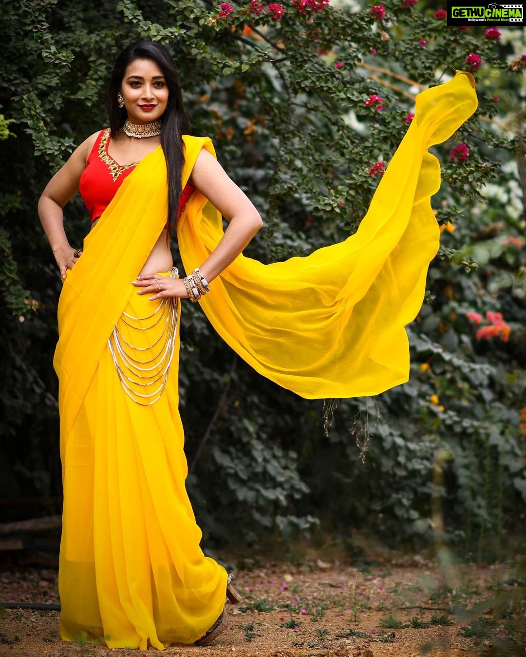 Bhanu Sri Mehra Instagram - I may not be the best.....but I sure am trying my best. Costume By - @firoz_design_studio Accessories By - @aadyaah_by_malathi Styled By - @greeshma_krishna.k Photography By - @sampathnachu50 . #styledbygkk #yellow #red #loves #peaceofmind✌ #cool