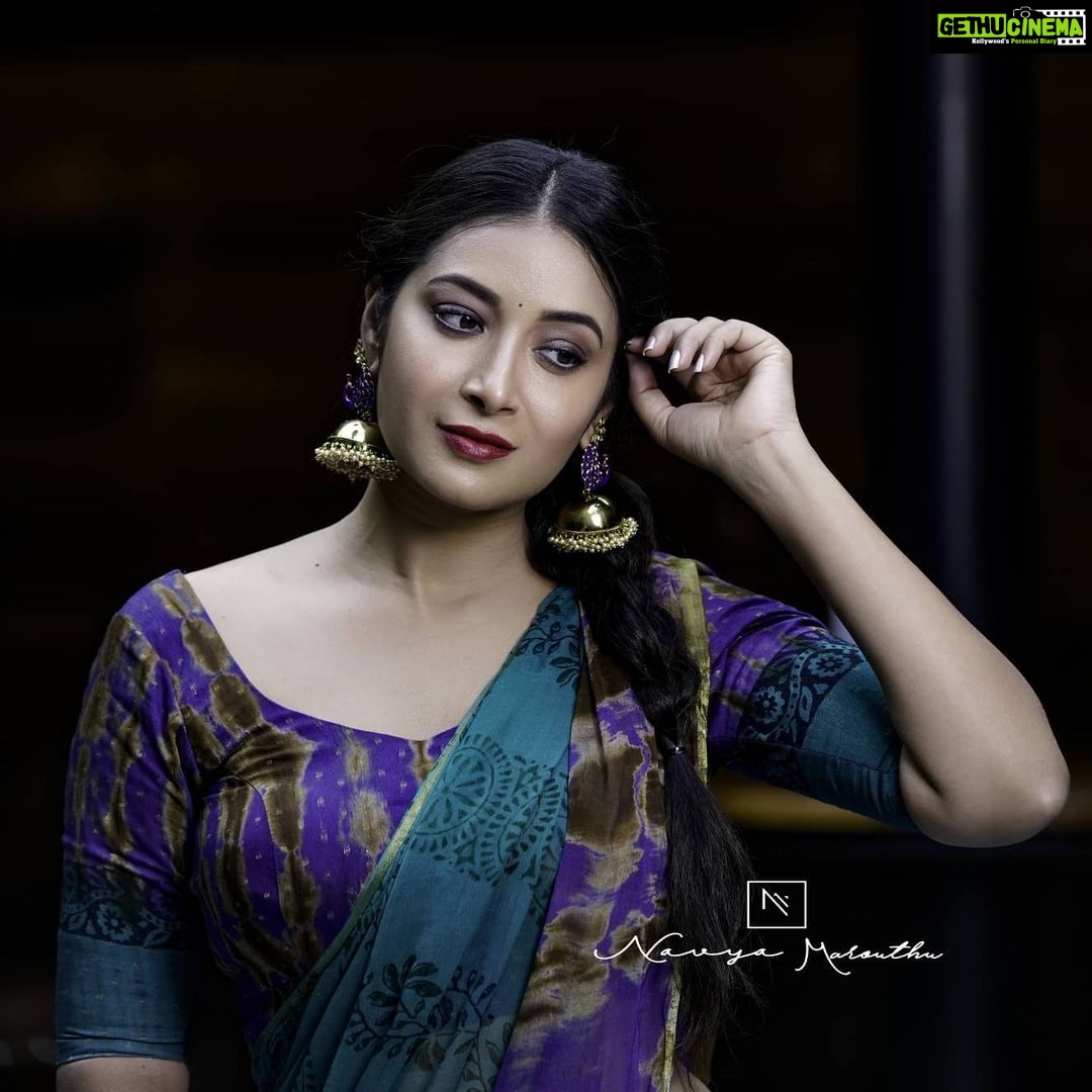 Bhanu Sri Mehra Instagram - There is beauty in simplicity💃 Outfit & styling:@navya.marouthu PC credit:@prashanth_photo_graphy Makeup:@panduchalapati #happylife #busy #cool #enjoytheday💋 #bhanulove #keeploving #bhanugirl❤ #bhanusree🔥❤️