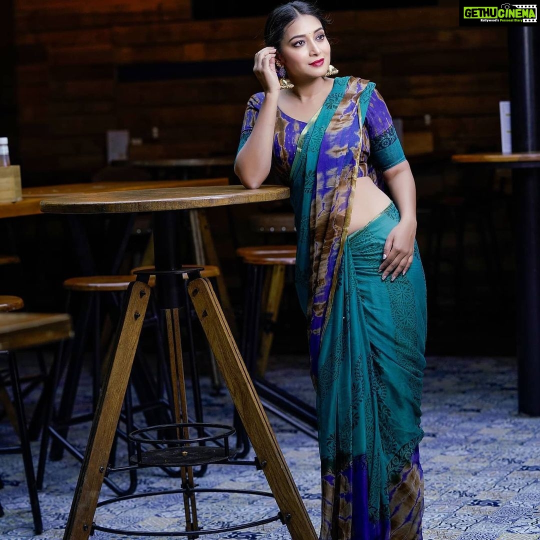 Bhanu Sri Mehra Instagram - Happy weekend all my lovely peopleš have great days lots of loveā¤š¤ Outfit by:@navya.marouthu Pic:@prashanth_photo_graphy Make up :@panduchalapati #traditional #sareelove #indiangirl #traditionalart #traditionalart #girlintraditional #supergirl #weekendmood #weekendvibes #bhanusri #bhanusreeš„ā¤ļø