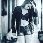 Bhanu Sri Mehra Instagram - I am Not Nerd. I'm just Smarter Than you😉💃 Good night my insta family😌 #girlpower💪 #tollywoodactress #bhanusree🔥❤️ #biggbosstelugu2 #peaceful #imhappy #goodnight😴
