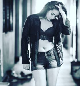 Bhanu Sri Mehra Instagram - I am Not Nerd. I'm just Smarter Than you😉💃 Good night my insta family😌 #girlpower💪 #tollywoodactress #bhanusree🔥❤️ #biggbosstelugu2 #peaceful #imhappy #goodnight😴