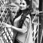 Bhanu Sri Mehra Instagram - Black and white🥰😘💃 Hahahhaahaha #blackandwhitephotography #tollywoodactress #biggbosstelugu2 #bhanusree