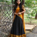 Bhanu Sri Mehra Instagram - 🧡🖤