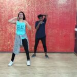 Bhanu Sri Mehra Instagram - I love this song #senorita #señorita #supersong #tollywoodactress #dancing #feelinggood #stressfree #biggbosstelugu2 #bhanusree🔥❤️ @javedkhan_master