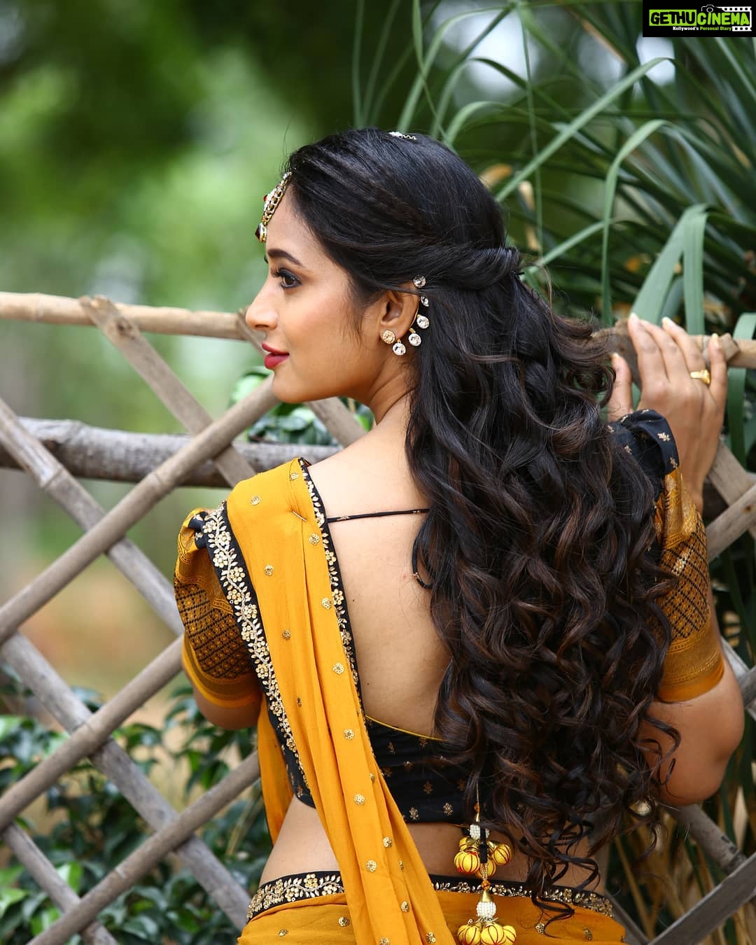 Bhanu Sri Mehra Instagram - Sexy isn't a shape, it's an attitude.💃 #tollywoodactress #biggbosstelugu2 #weekendvibes #saturdayvibes #bhanusree🔥❤️