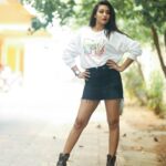 Bhanu Sri Mehra Instagram - I believe happy girls are the prettiest girls 💃🙈 Good night my Insta family 😴 @they_call_me_keshu #positivevibes #photoshoot #girlpower💪 #beauty #biggbosstelugu2 #southindianactress #bhanusree🔥❤️