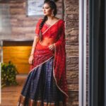 Bhanu Sri Mehra Instagram - As per as Indian wear is concerned, more is more and less is a bore❤️red and blue of saree is amazing Yoo yoo 💃❤️❤️ Outfit by:@meghanagarapatiofficial @tourmalinejewels Makeup artist:@pixelperfectmakeup_visali Pic :@sreekruthsravan