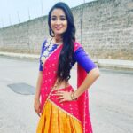 Bhanu Sri Mehra Instagram - Being your own self is pure beauty 💃😊 @kalamkari247 thank you 😊 Outfit by : @kalamkari247 #sareeofinstagram #treditionallook #girly #biggboss2 #southindianactress