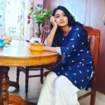 Bhanu Sri Mehra Instagram - Don't think of the things you didn't get after praying.think of the countless blessings god gave without asking. #thinking #goles